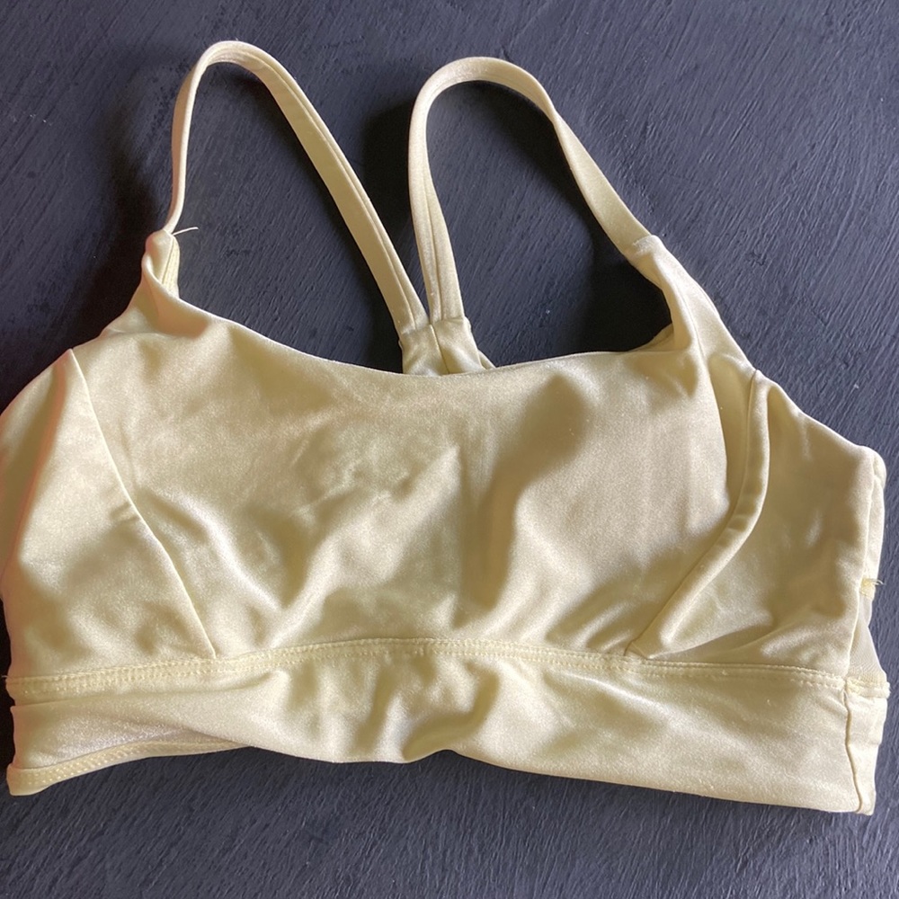 sports bra